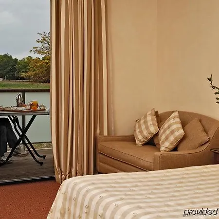 Relais De - Hotel, Golf & 4* Margaux-Cantenac