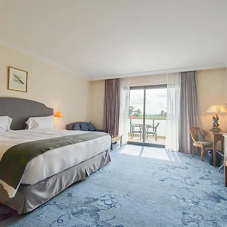 Relais De - Hotel, Golf & 4* Margaux-Cantenac