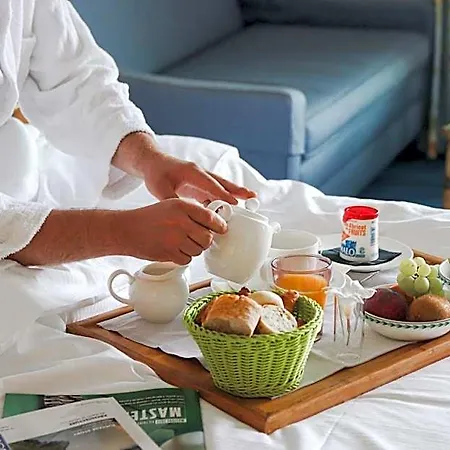 Relais De - Hotel, Golf & فندق مارغو-كانتيناك