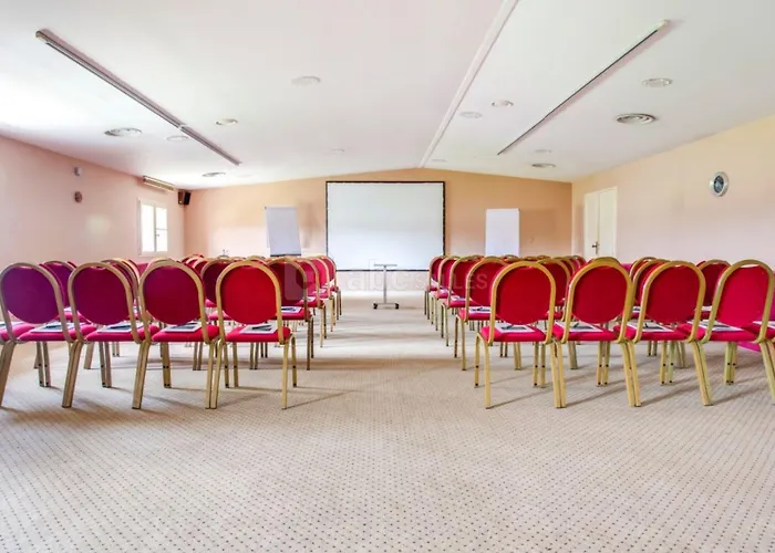 Relais De - Hotel, Golf & Margaux-Cantenac