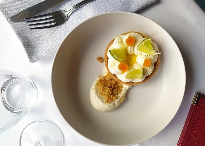 Hotel Relais De - Hotel, Golf & Margaux-Cantenac